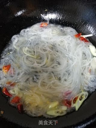 奶白菜炒鸡蛋粉条的做法步骤:7