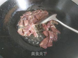 青椒炒猪肝的做法步骤:5