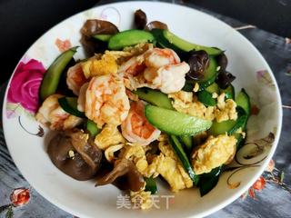 黄瓜木耳炒虾仁的做法步骤:12