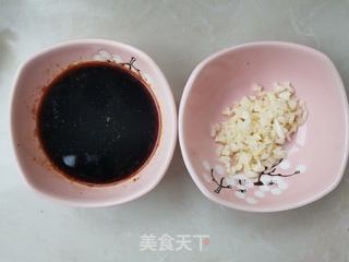 香辣蒜香蚝油生菜的做法步骤：2