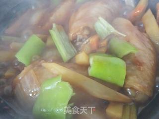 三汁焖锅的做法步骤:8
