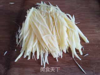 芹菜炒土豆丝的做法步骤:4