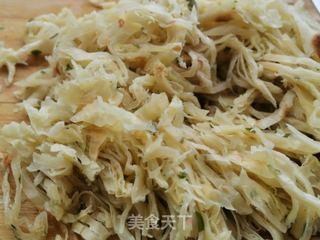 焖饼丝的做法步骤:2