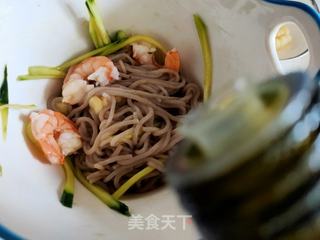 荞麦虾仁拌面的做法步骤:11