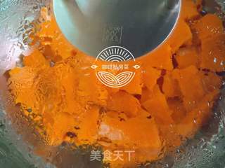 酒酿南瓜糯米圆子羹的做法步骤:2