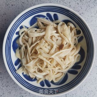 凉拌手撕杏鲍菇的做法步骤:4