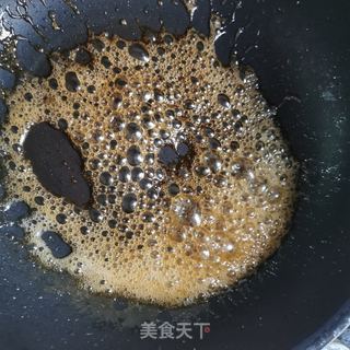 虎皮蛋红烧肉的做法步骤:6
