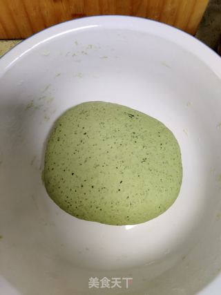 莲藕菠菜水饺的做法步骤:2