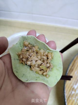 莲藕菠菜水饺的做法步骤:7