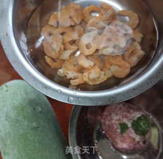 虾米烩冬瓜肉圆的做法步骤：1