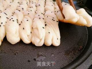 香酥生煎卷子的做法步骤:16
