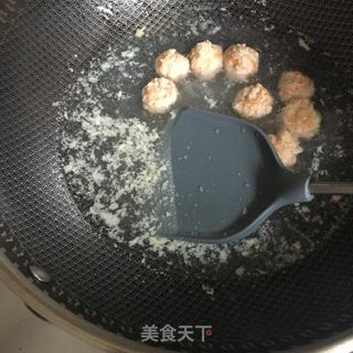 紫菜丸子汤的做法步骤：7