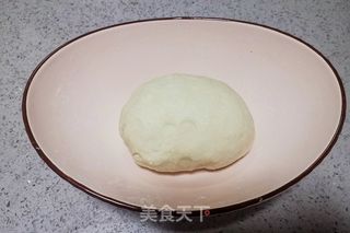 西葫芦红萝卜鸡蛋饺子的做法步骤:2