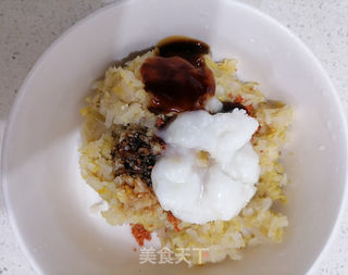 生煎花样酸菜饺子的做法步骤:2