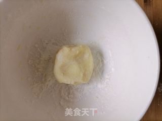 生煎花样酸菜饺子的做法步骤:14