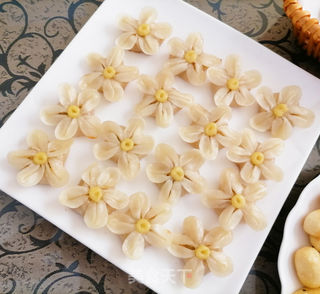 生煎花样酸菜饺子的做法步骤:25