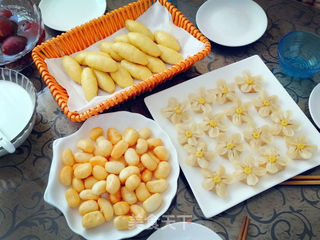 生煎花样酸菜饺子的做法步骤:26