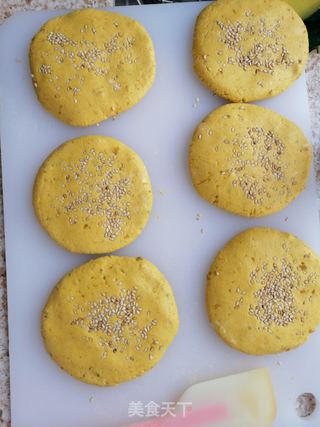 南瓜芝麻糯米饼的做法步骤:5