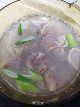 咖喱炖鸡大腿的做法步骤:3