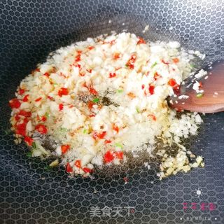 蒜蓉生蚝蒸粉丝的做法步骤:6