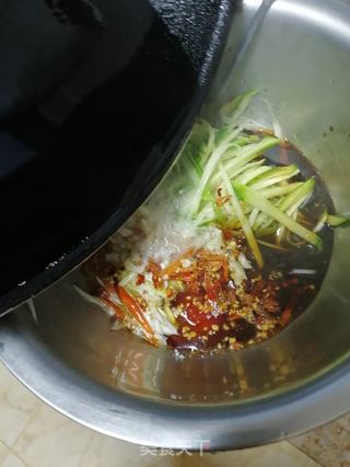 麻汁凉拌面的做法步骤:4