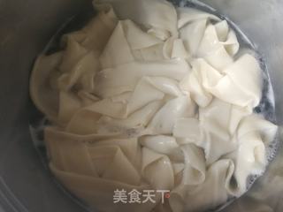 香菇豆芽卤捞烩面的做法步骤:15
