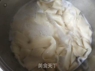 香菇豆芽卤捞烩面的做法步骤:16
