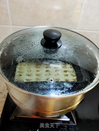 葡萄干豆渣发糕的做法步骤:15