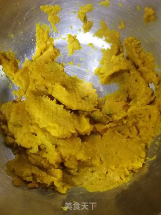 发面豆沙饼的做法步骤：1