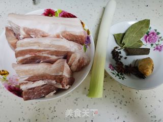 红烧肉的做法步骤：1