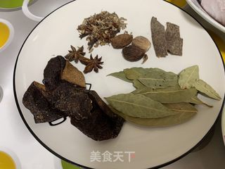 大猪蹄子的做法步骤：2