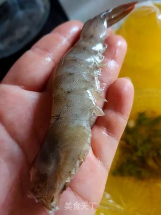 青虾焖豆角的做法步骤:2