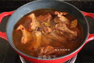 胡萝卜莲藕烧排骨的做法步骤:6