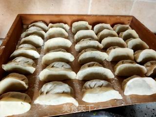 韭菜鸡蛋水饺的做法步骤:10