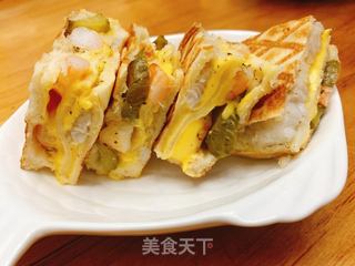 龙利鱼鲜虾芝士三明治的做法步骤：4