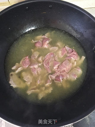 酸菜肉片的做法步骤：9