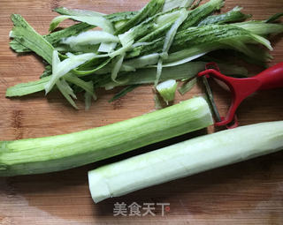 番茄炒丝瓜的做法步骤:4