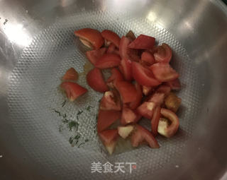 番茄炒丝瓜的做法步骤:9