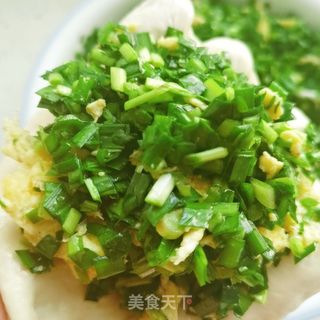 韭菜鸡蛋馅饼的做法步骤：18