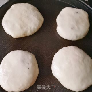 韭菜鸡蛋馅饼的做法步骤：21