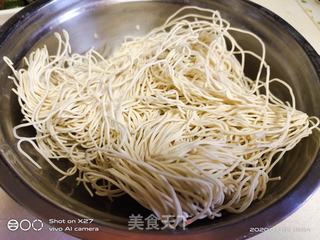 嫩姜牛腩面的做法步骤:10