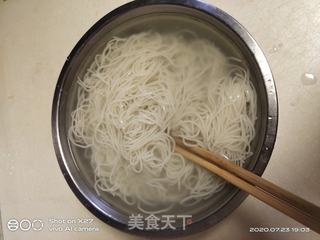 嫩姜牛腩面的做法步骤:12