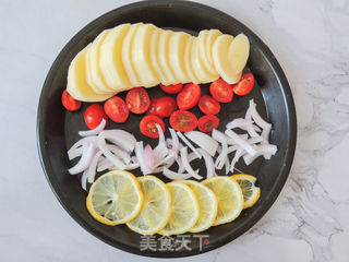 柠檬番茄烤翅根的做法步骤:5