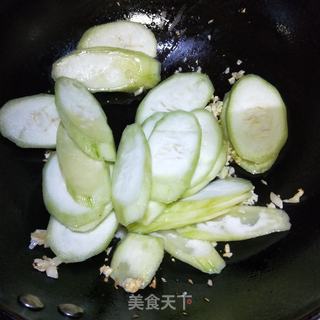 蒜蓉丝瓜的做法步骤：4