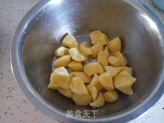 红烧肉炖茄子土豆的做法步骤:3