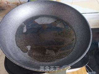 滑蛋虾仁的做法步骤:10