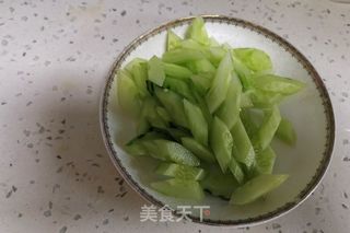 滑蛋虾仁的做法步骤:3