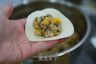 莲藕玉米芹菜肉饺子的做法步骤:18