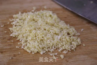 蒜蓉龙虾尾的做法步骤:6