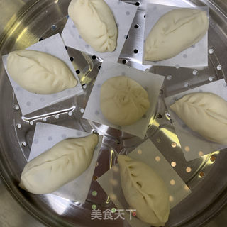 迫不及待要分享：香菇白菜肉包的做法步骤：17